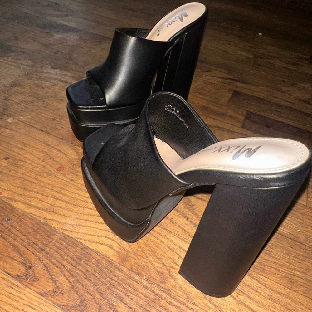 Mixx heels - Picture 4 of 6